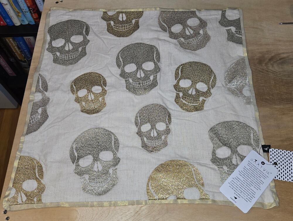 NWT metallic skull Pillowcase 20x20 SAATVIK
